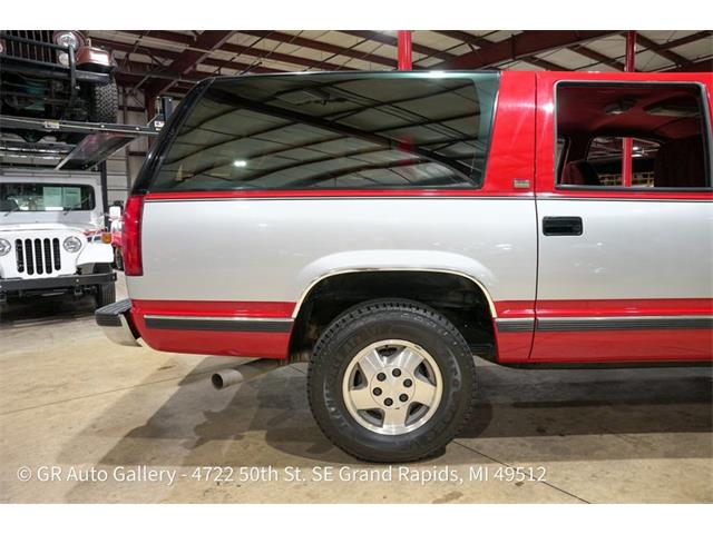 1993 Chevrolet Suburban (CC-2114291) for sale in Kentwood, Michigan