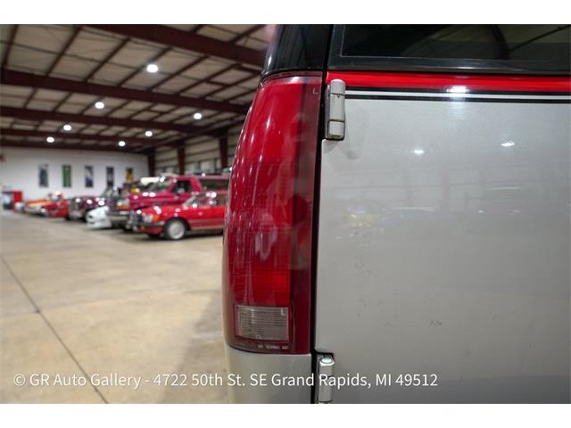 1993 Chevrolet Suburban (CC-2114291) for sale in Kentwood, Michigan