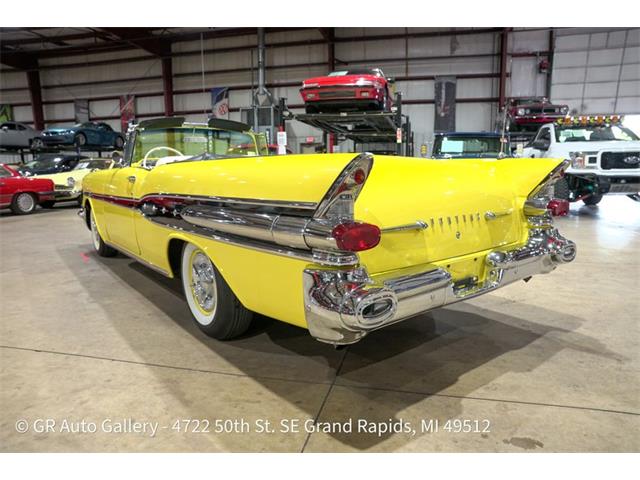 1957 Pontiac Star Chief (CC-2114295) for sale in Kentwood, Michigan