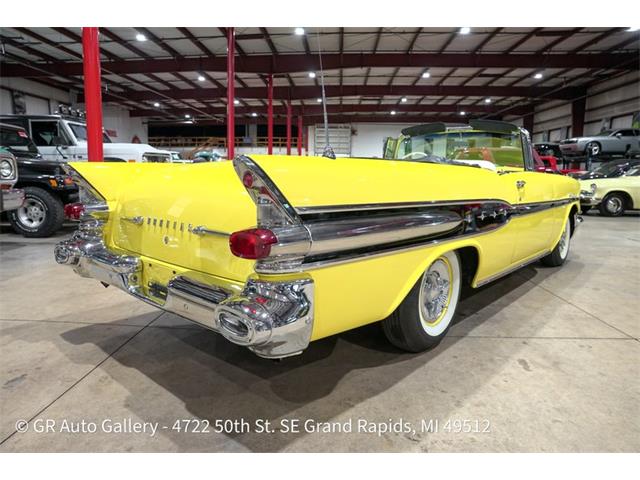 1957 Pontiac Star Chief (CC-2114295) for sale in Kentwood, Michigan