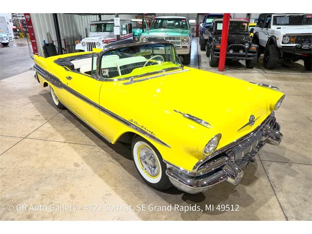 1957 Pontiac Star Chief (CC-2114295) for sale in Kentwood, Michigan