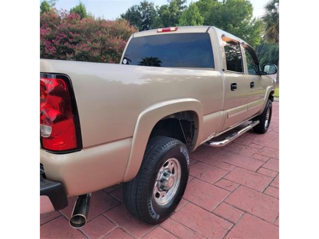 2004 Chevrolet Silverado (CC-2114333) for sale in Cadillac, Michigan