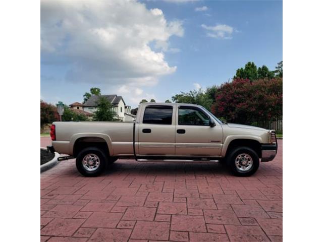 2004 Chevrolet Silverado (CC-2114333) for sale in Cadillac, Michigan