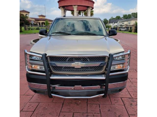 2004 Chevrolet Silverado (CC-2114333) for sale in Cadillac, Michigan