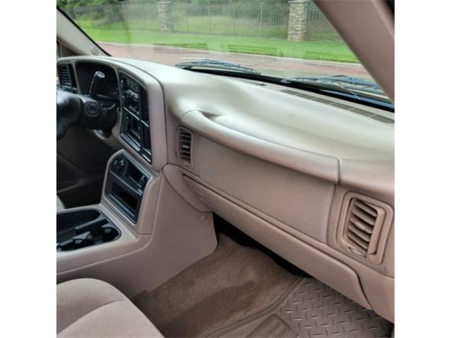 2004 Chevrolet Silverado (CC-2114333) for sale in Cadillac, Michigan