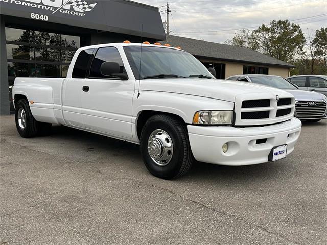 2000 Dodge Ram 3500 (CC-2114467) for sale in Heath, Ohio
