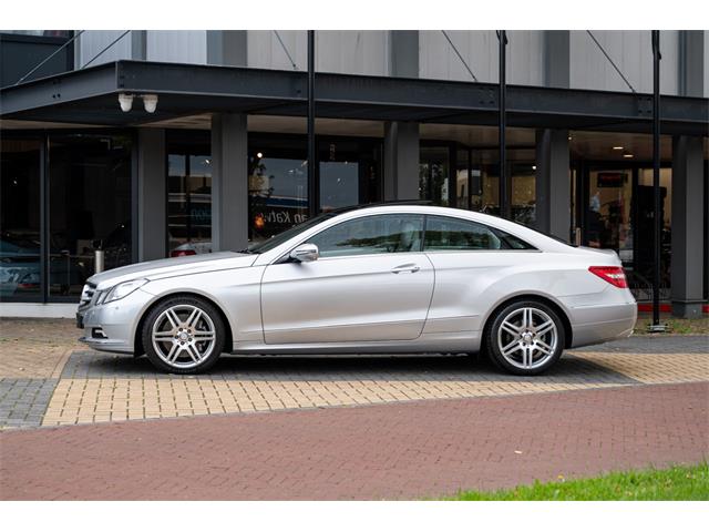 2009 Mercedes-Benz E500 (CC-2114650) for sale in Katwijk, Netherlands