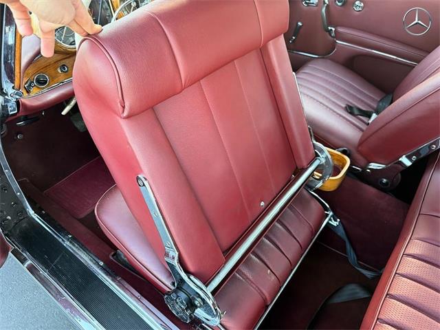 1962 Mercedes-Benz 220 (CC-2114681) for sale in Palm Desert , California