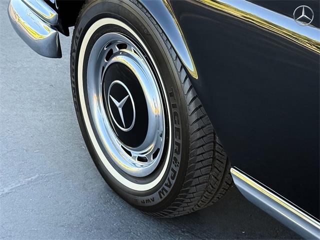 1962 Mercedes-Benz 220 (CC-2114681) for sale in Palm Desert , California
