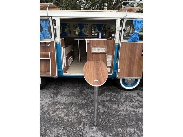 1992 Volkswagen Type 2 Weekender (CC-2114849) for sale in Gaithersburg, Maryland