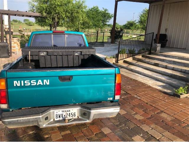 1997 Nissan Frontier (CC-2110485) for sale in Cadillac, Michigan