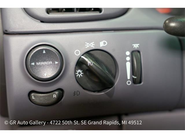 1997 Chrysler Town & Country (CC-2114889) for sale in Kentwood, Michigan