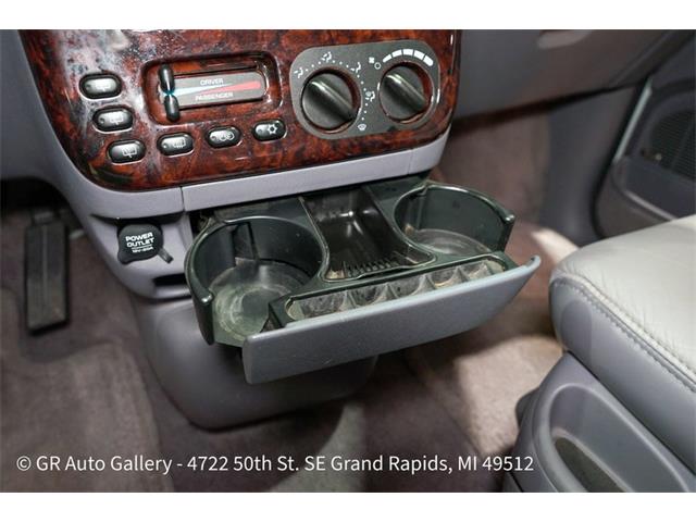 1997 Chrysler Town & Country (CC-2114889) for sale in Kentwood, Michigan