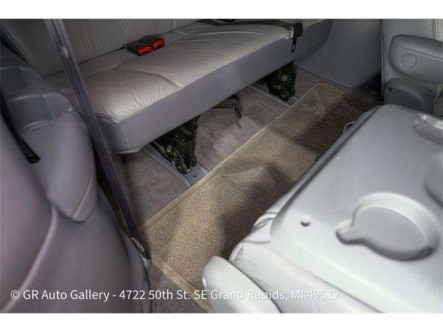 1997 Chrysler Town & Country (CC-2114889) for sale in Kentwood, Michigan