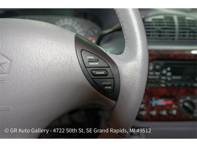 1997 Chrysler Town & Country (CC-2114889) for sale in Kentwood, Michigan