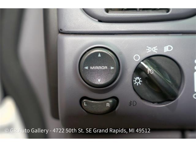 1997 Chrysler Town & Country (CC-2114889) for sale in Kentwood, Michigan