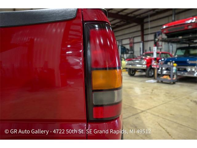 2006 GMC Sierra (CC-2114890) for sale in Kentwood, Michigan