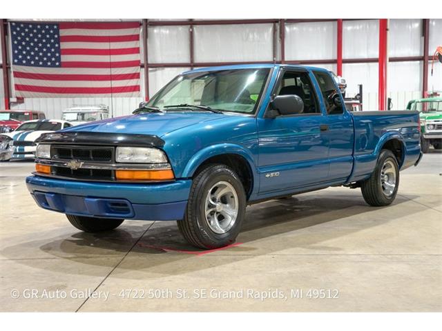 2001 Chevrolet S10 (CC-2114891) for sale in Kentwood, Michigan