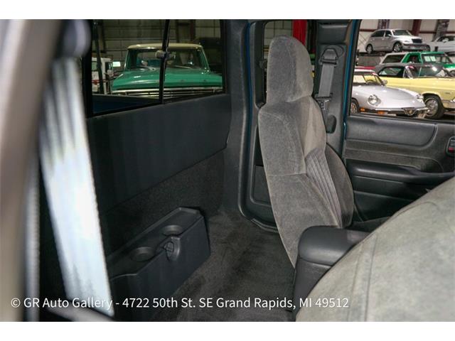 2001 Chevrolet S10 (CC-2114891) for sale in Kentwood, Michigan