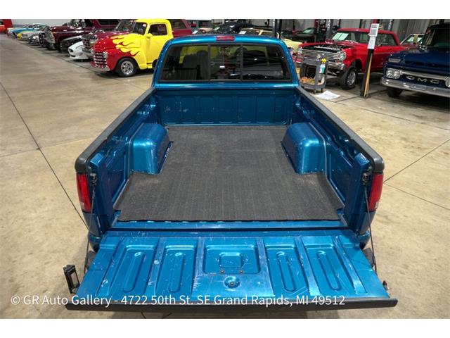 2001 Chevrolet S10 (CC-2114891) for sale in Kentwood, Michigan