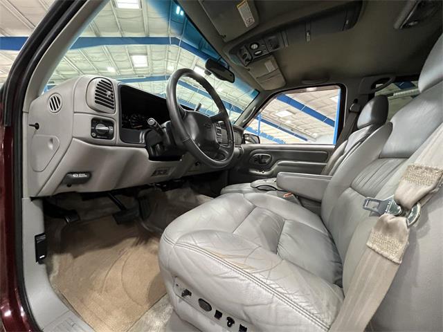 1999 Chevrolet Suburban (CC-2114938) for sale in Salem, Ohio