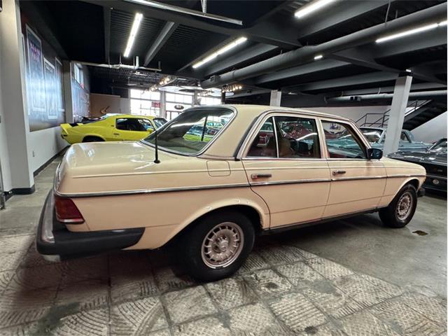 1983 Mercedes-Benz 300 (CC-2114949) for sale in West Babylon, New York