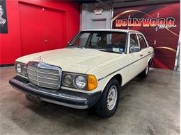 1983 Mercedes-Benz 300 (CC-2114949) for sale in West Babylon, New York