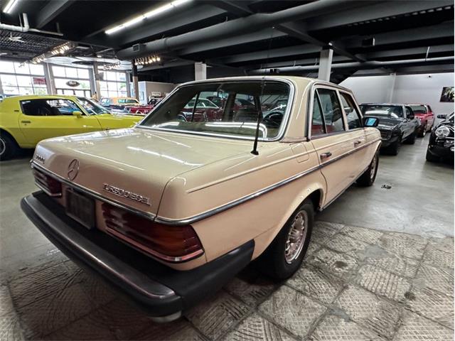 1983 Mercedes-Benz 300 (CC-2114949) for sale in West Babylon, New York