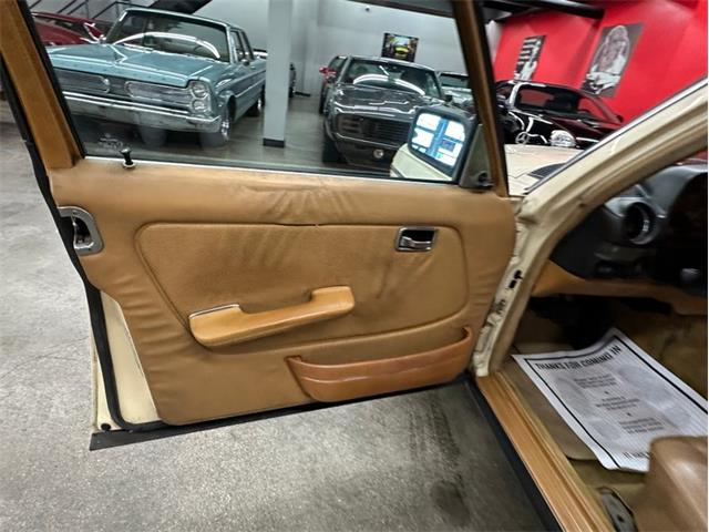 1983 Mercedes-Benz 300 (CC-2114949) for sale in West Babylon, New York