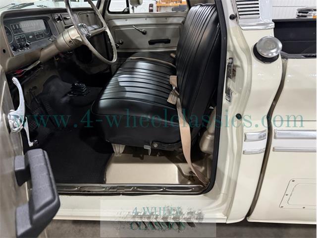 1965 Chevrolet C20 (CC-2115001) for sale in Holland , Michigan