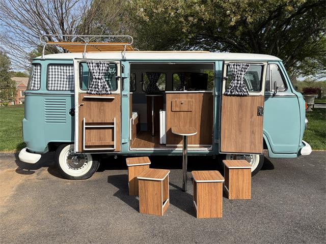 1996 Volkswagen Type 2 Weekender (CC-2115008) for sale in Gaithersburg, Maryland