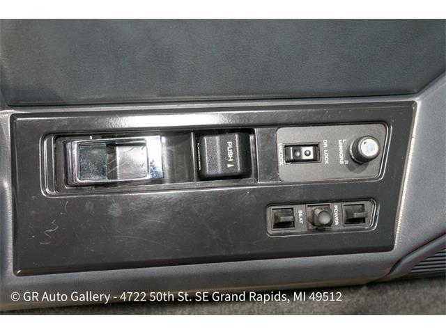 1988 Chrysler LeBaron (CC-2115066) for sale in Kentwood, Michigan