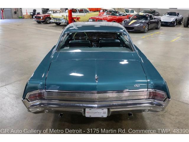 1965 Pontiac Grand Prix (CC-2115074) for sale in Kentwood, Michigan