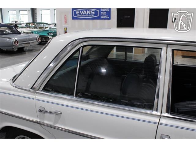 1974 Mercedes-Benz 240D (CC-2115083) for sale in Runnemede, New Jersey