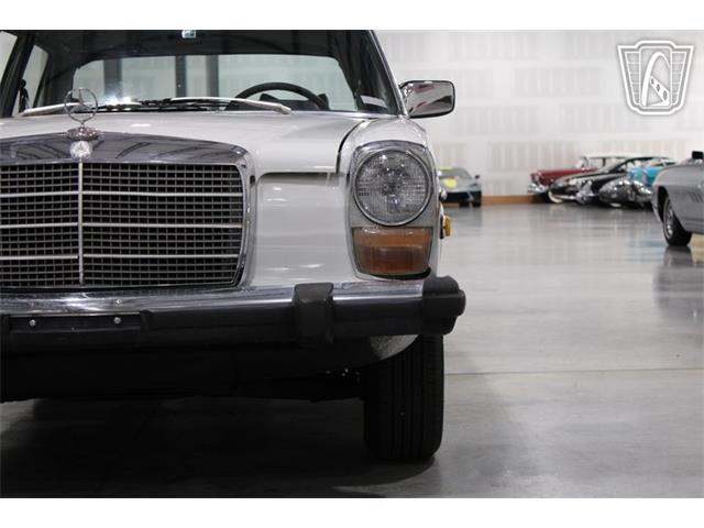 1974 Mercedes-Benz 240D (CC-2115083) for sale in Runnemede, New Jersey