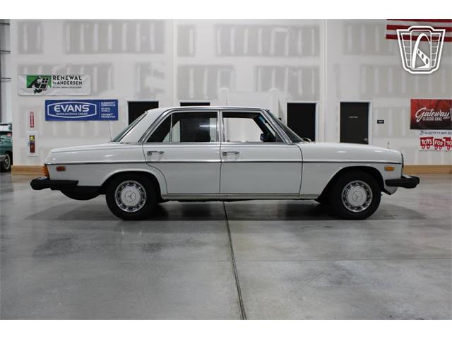 1974 Mercedes-Benz 240D (CC-2115083) for sale in Runnemede, New Jersey