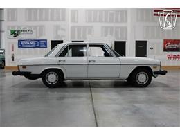 1974 Mercedes-Benz 240D (CC-2115083) for sale in Runnemede, New Jersey