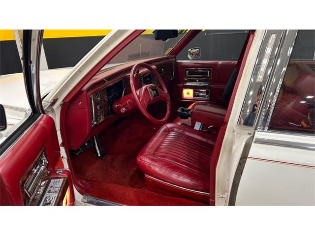 1991 Cadillac Brougham (CC-2115094) for sale in Mankato, Minnesota