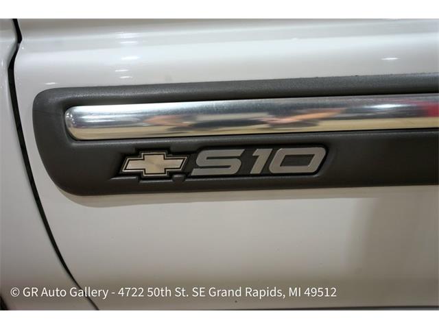 2001 Chevrolet S10 (CC-2115343) for sale in Kentwood, Michigan