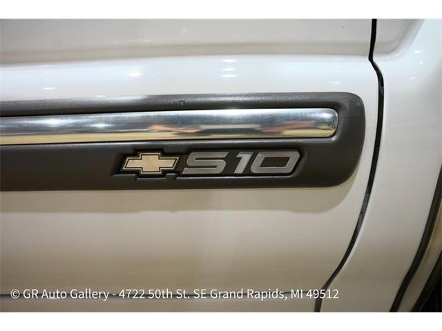 2001 Chevrolet S10 (CC-2115343) for sale in Kentwood, Michigan