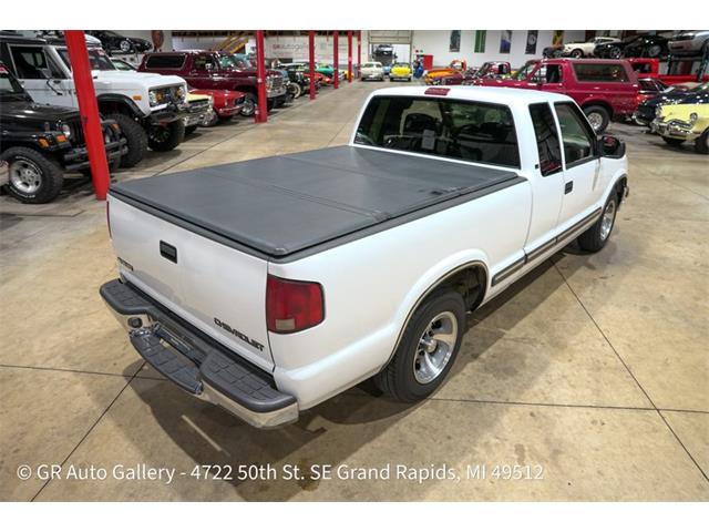 2001 Chevrolet S10 (CC-2115343) for sale in Kentwood, Michigan