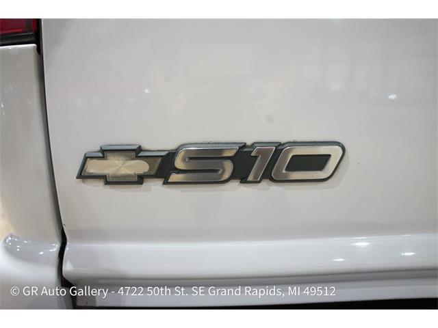 2001 Chevrolet S10 (CC-2115343) for sale in Kentwood, Michigan
