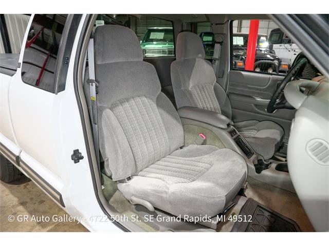 2001 Chevrolet S10 (CC-2115343) for sale in Kentwood, Michigan