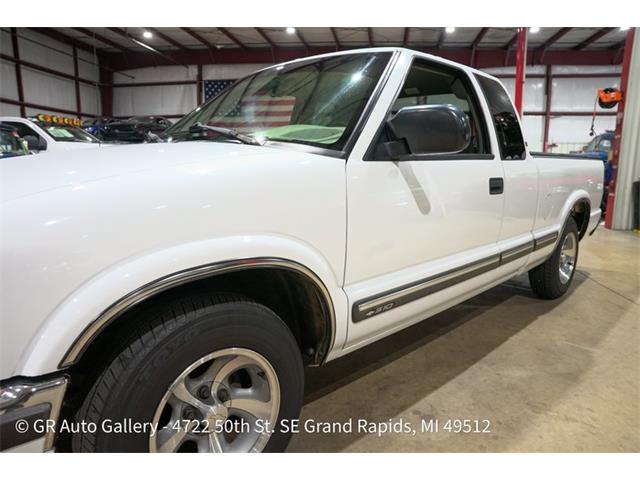2001 Chevrolet S10 (CC-2115343) for sale in Kentwood, Michigan