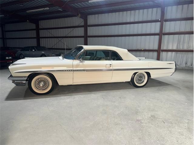 1961 Pontiac Bonneville (CC-2115497) for sale in West Babylon, New York