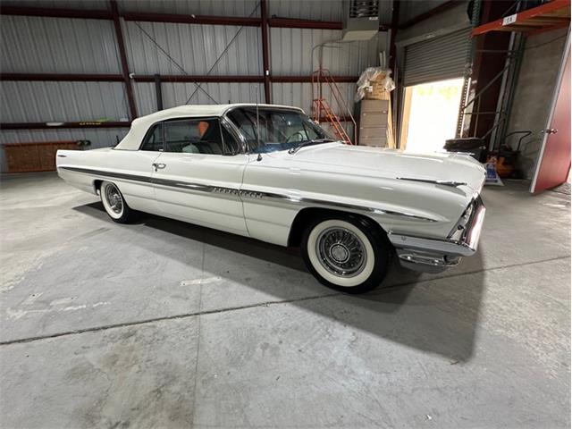 1961 Pontiac Bonneville (CC-2115497) for sale in West Babylon, New York