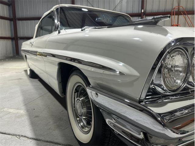 1961 Pontiac Bonneville (CC-2115497) for sale in West Babylon, New York