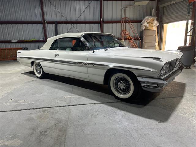 1961 Pontiac Bonneville (CC-2115497) for sale in West Babylon, New York