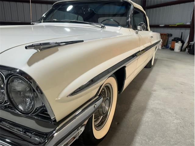 1961 Pontiac Bonneville (CC-2115497) for sale in West Babylon, New York
