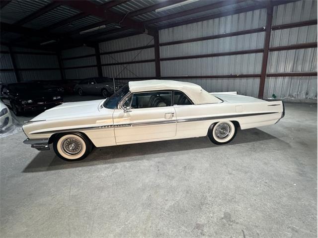 1961 Pontiac Bonneville (CC-2115497) for sale in West Babylon, New York